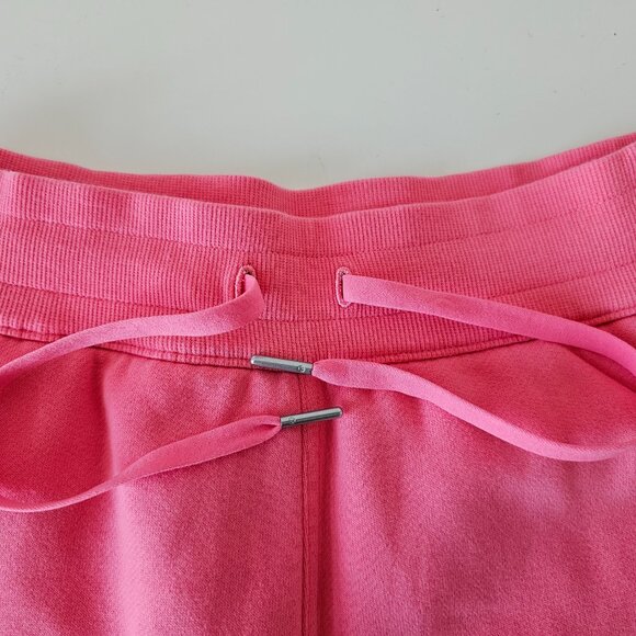 NWT LULULEMON SAKP Sakura Pink Scuba High Rise 5" Shorts 6, 10 - Picture 5 of 7